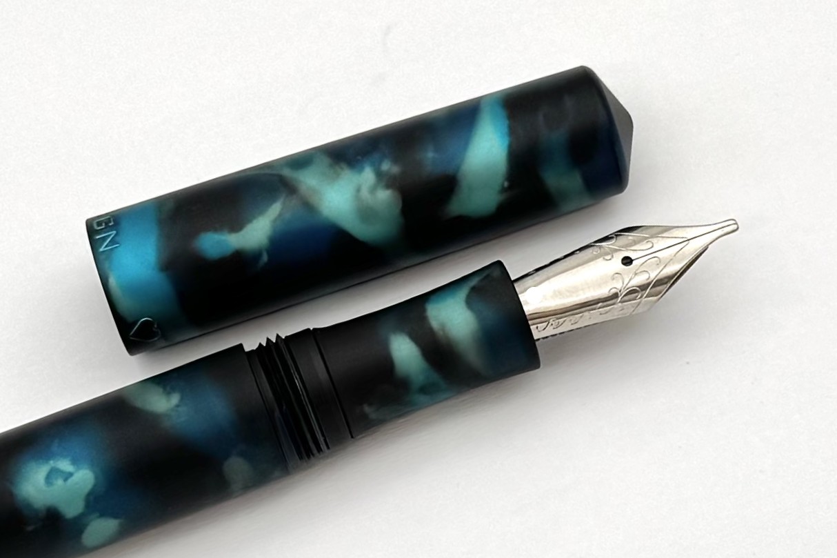 SchonDSGNAnodizedAluminumFullSizedOceanDepthsFP_E